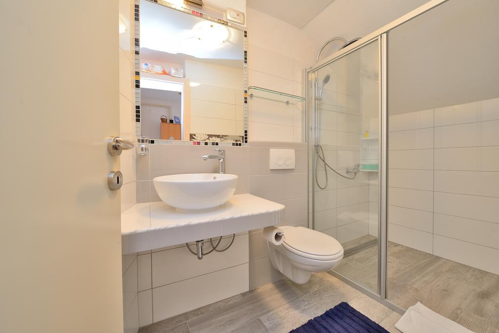 Apartments Karla & Marija ペトルチャネ 部屋 写真