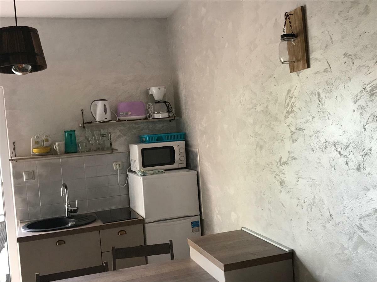Apartments Karla & Marija ペトルチャネ エクステリア 写真