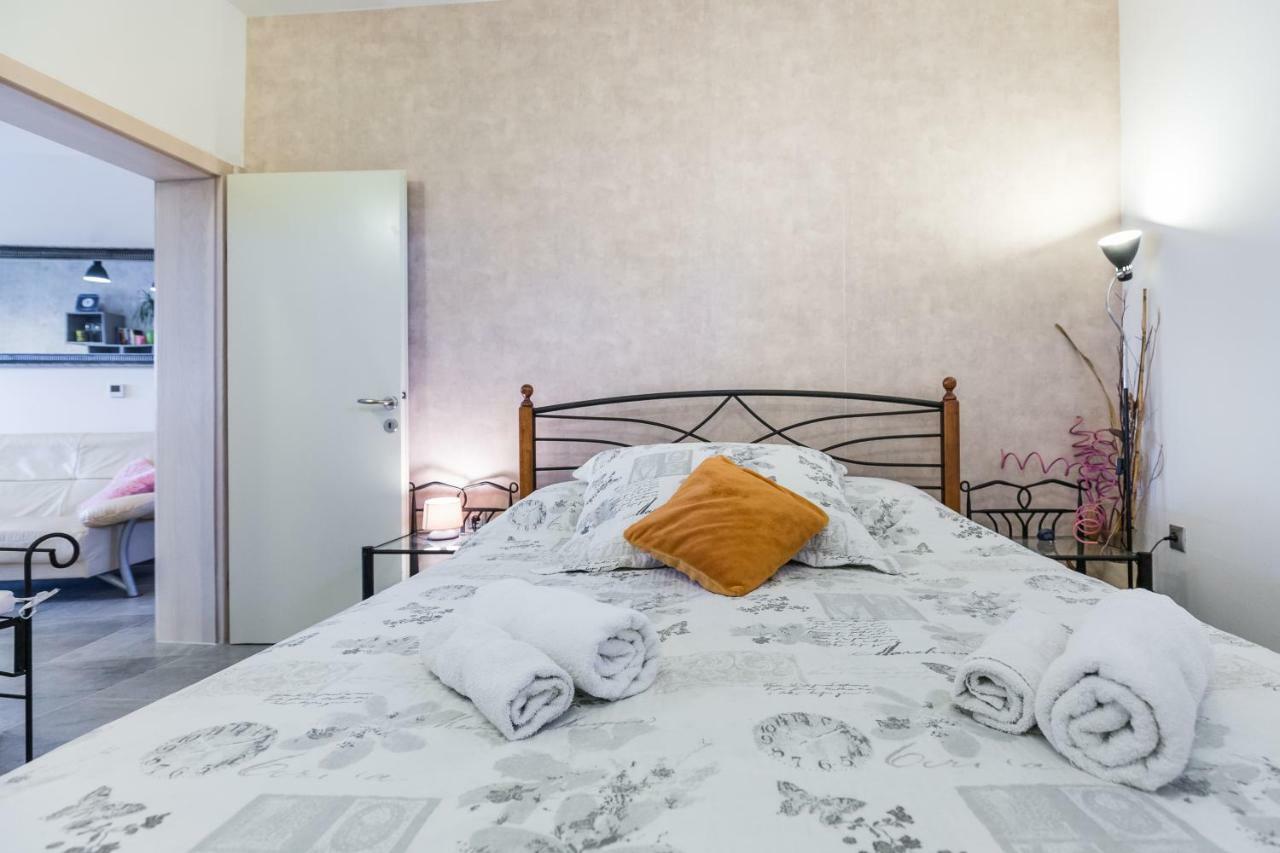 Apartments Karla & Marija ペトルチャネ エクステリア 写真